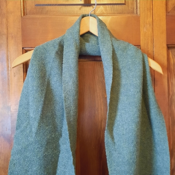 Vintage Blarney Woollen Mills 100% lambswool dark green knit fringe scarf - Picture 3 of 6